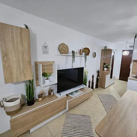 Apartamento Tropical Chic For Two, Basement Escape By Flat Mаnager *